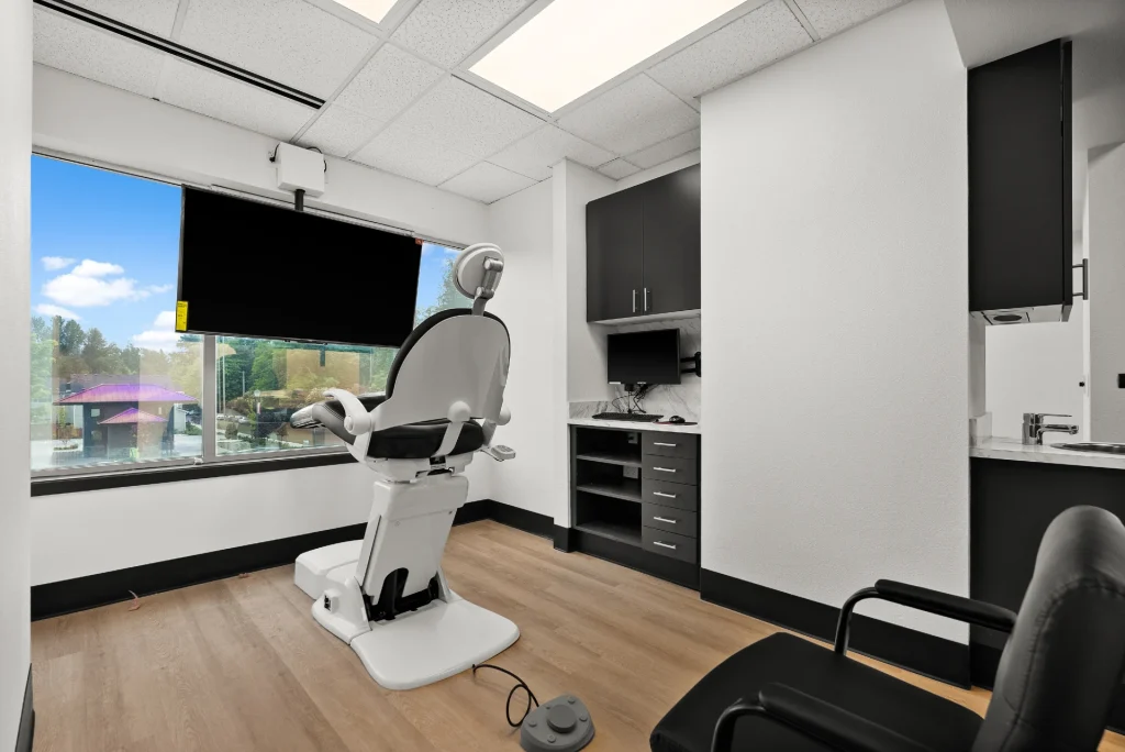 Comfortable dental chair in private treatment room at Smile Now Reno Dentures and Implants | Dental implant provider in Reno, NV